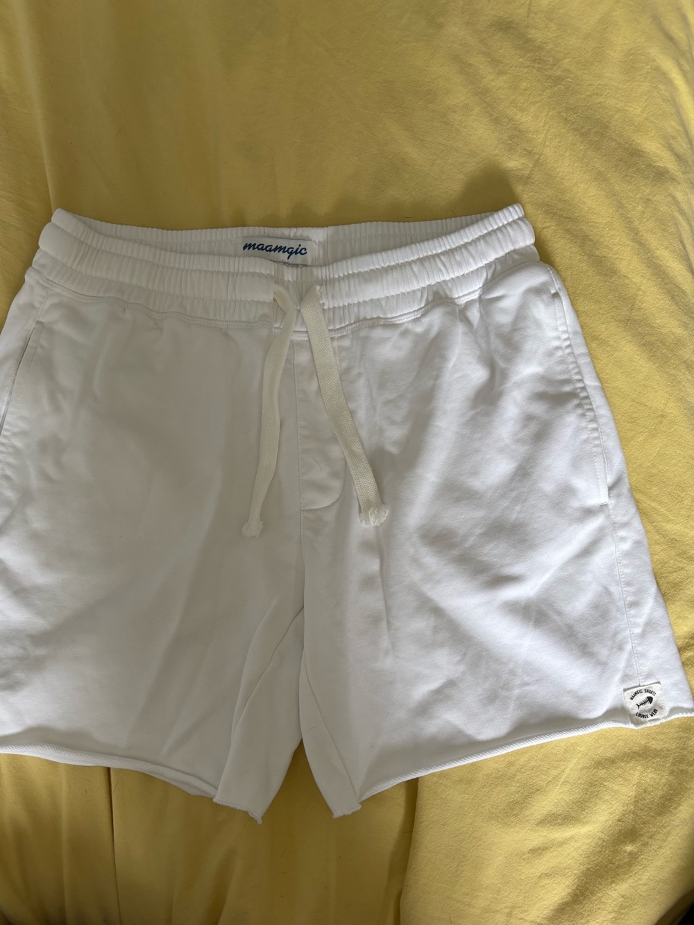 Maamgic White Drawstring Men’s Shorts